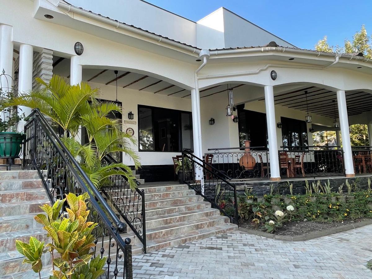 Home Bliss Hotel- Fort Portal Uganda Ngoại thất bức ảnh