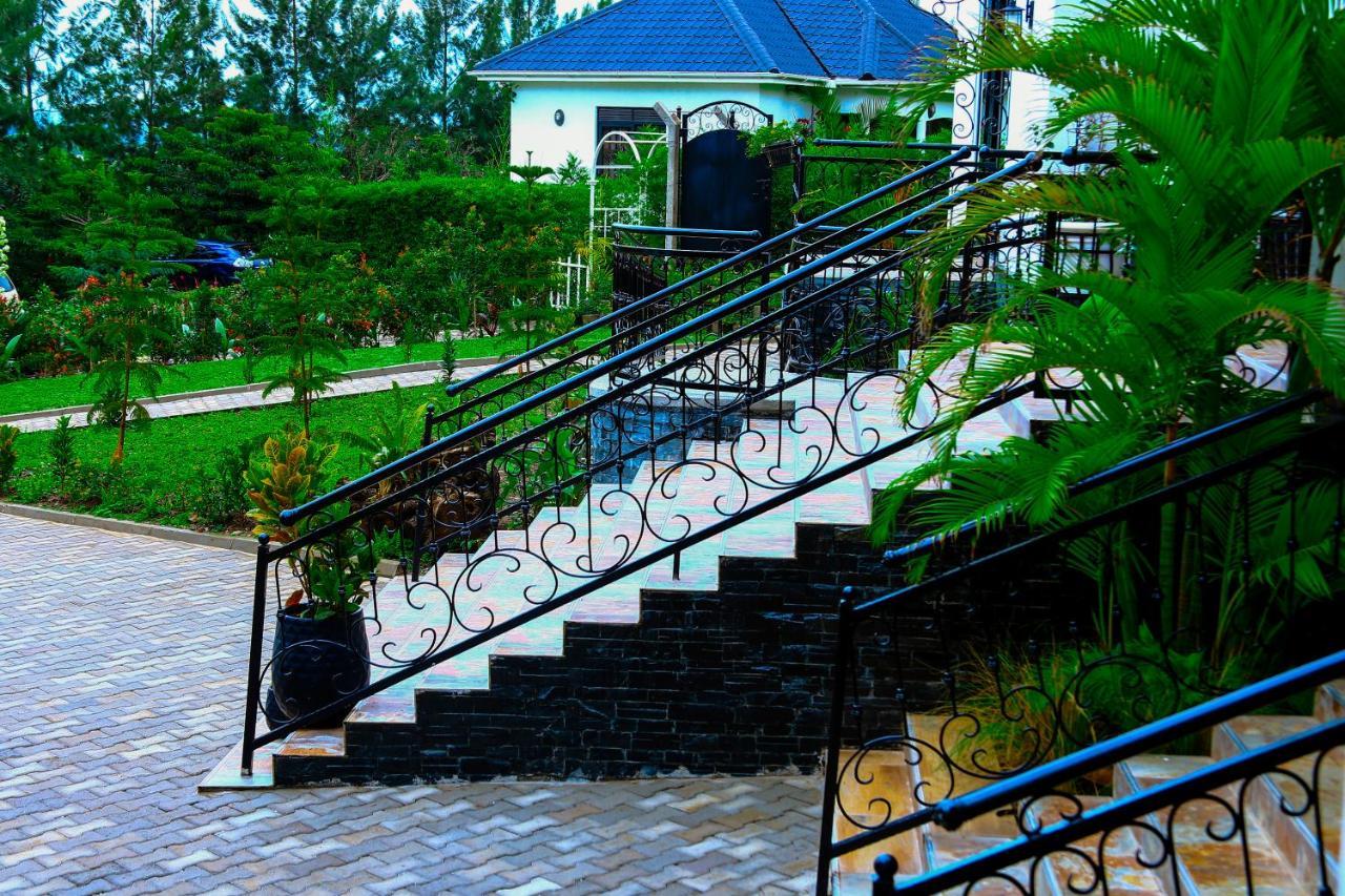 Home Bliss Hotel- Fort Portal Uganda Ngoại thất bức ảnh